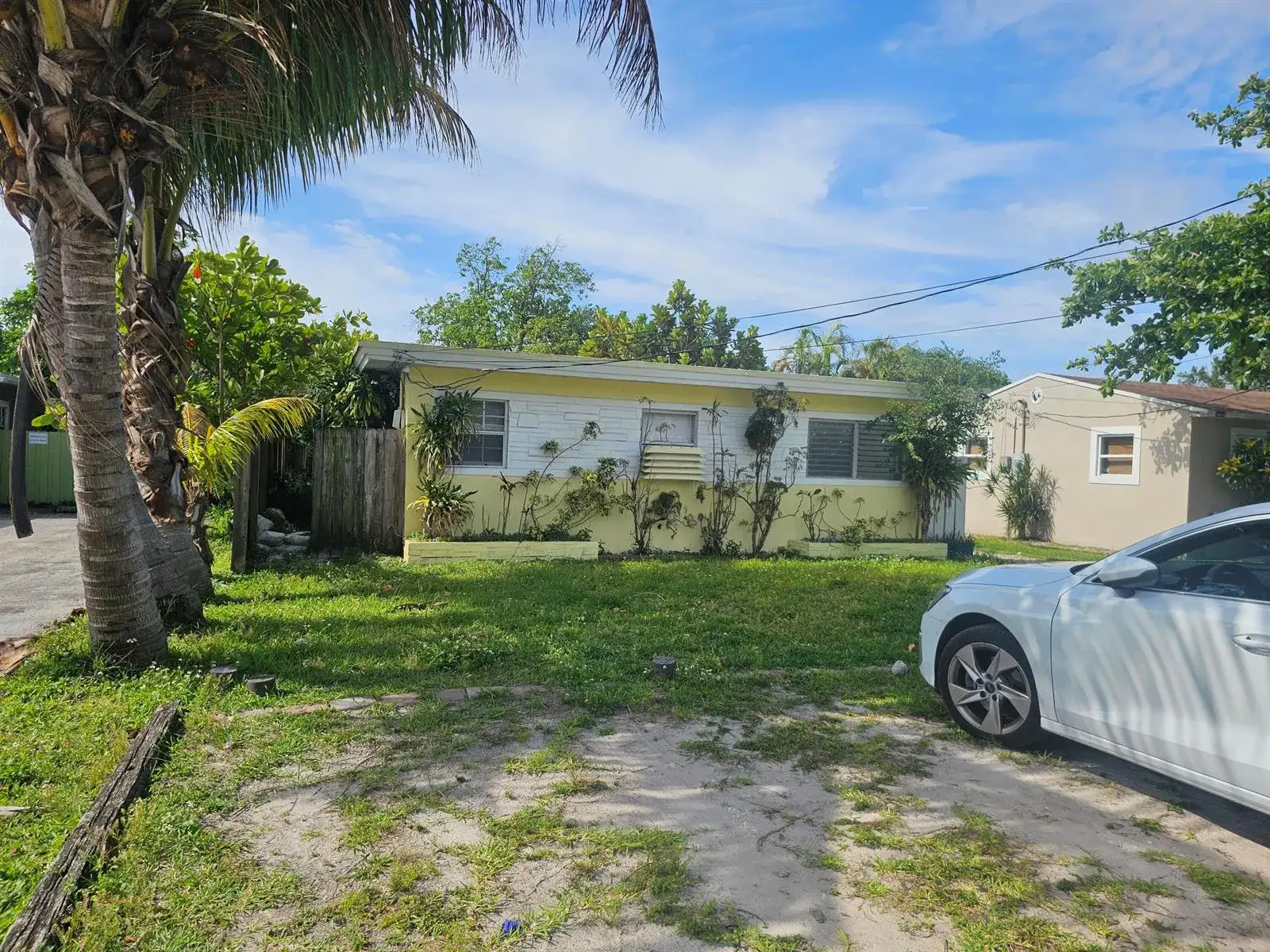 2512 Arthur Street, Hollywood FL 33020 photo 2