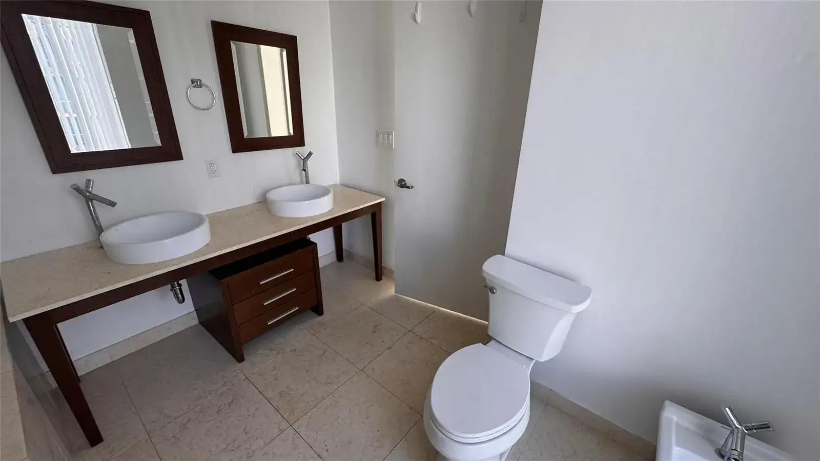 475 Brickell Avenue # 4913, Miami FL 33131 photo 3