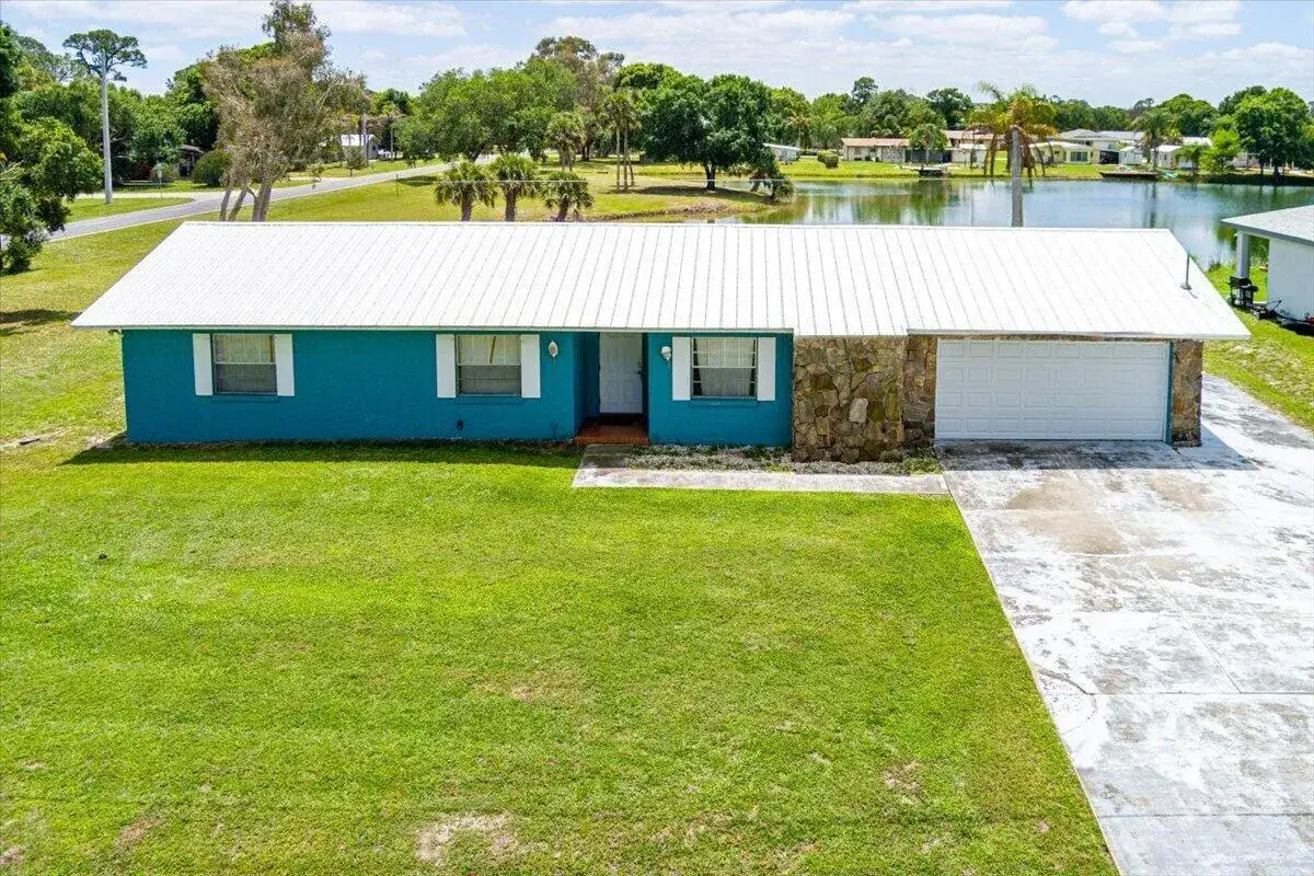 6901 Salerno Road, Fort Pierce FL 34951
