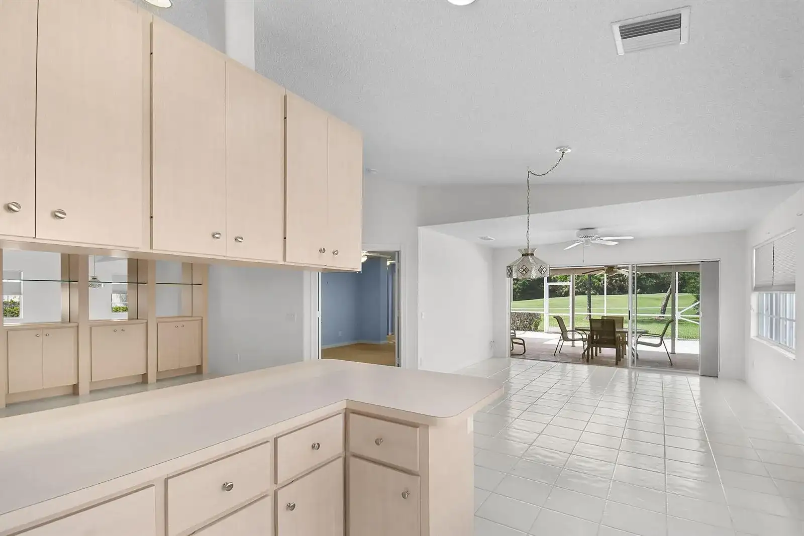7767 SE Spicewood Circle, Hobe Sound FL 33455 photo 4