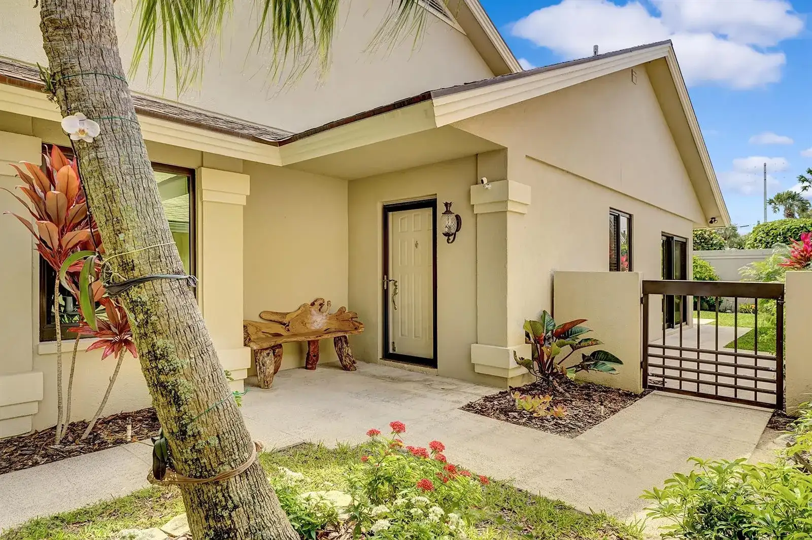 118 Ridge Road, Jupiter FL 33477 photo 3