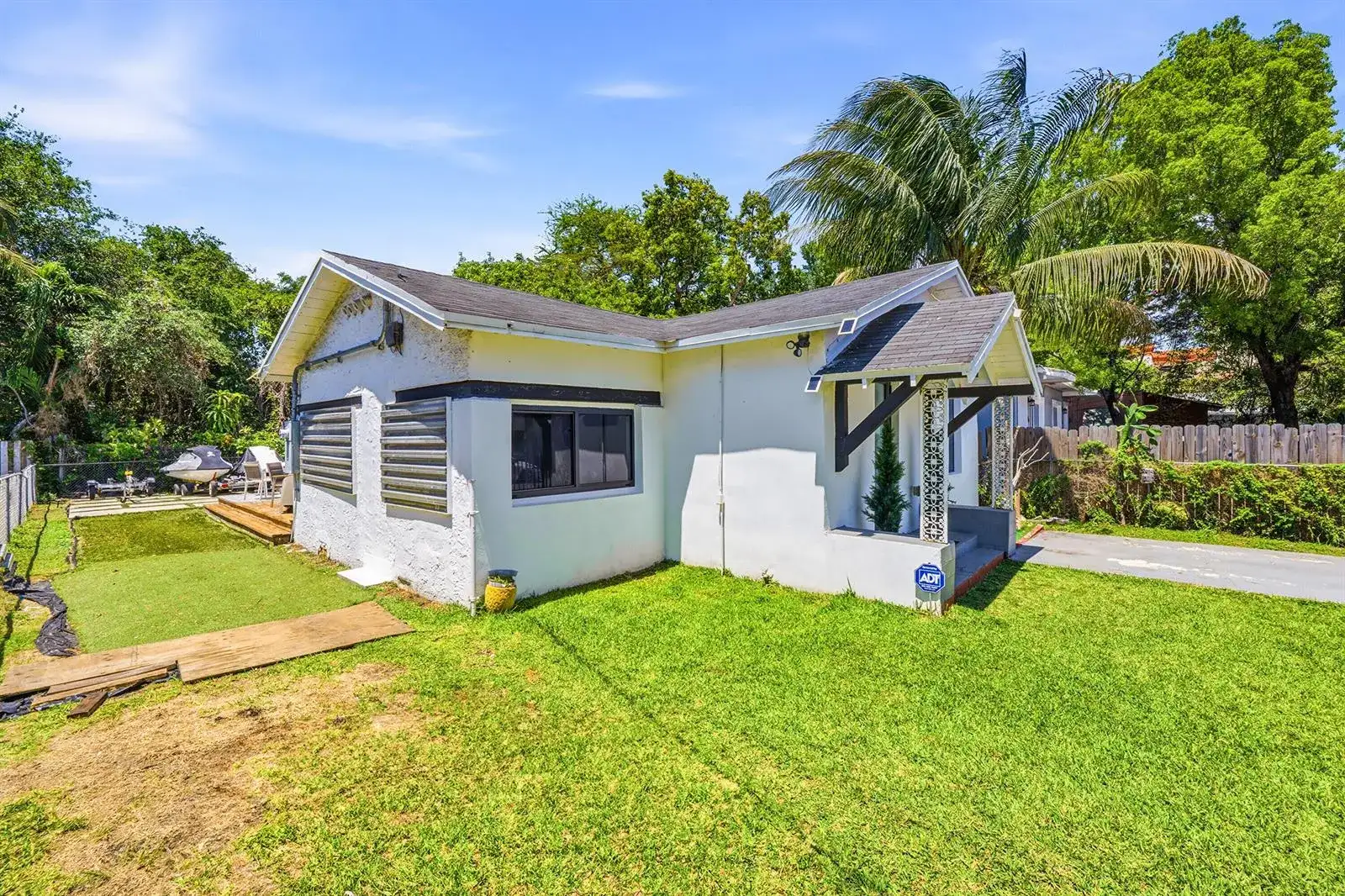 7700 NE 1st Court, Miami FL 33138 photo 4