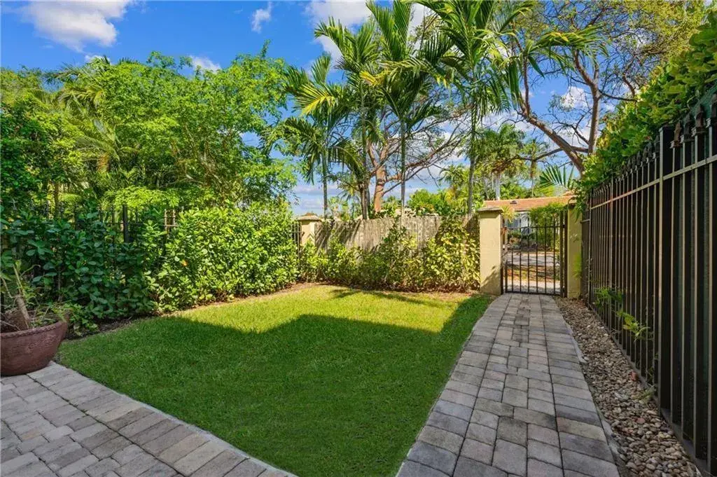 1416 NE 4th Court # 1416, Fort Lauderdale FL 33301