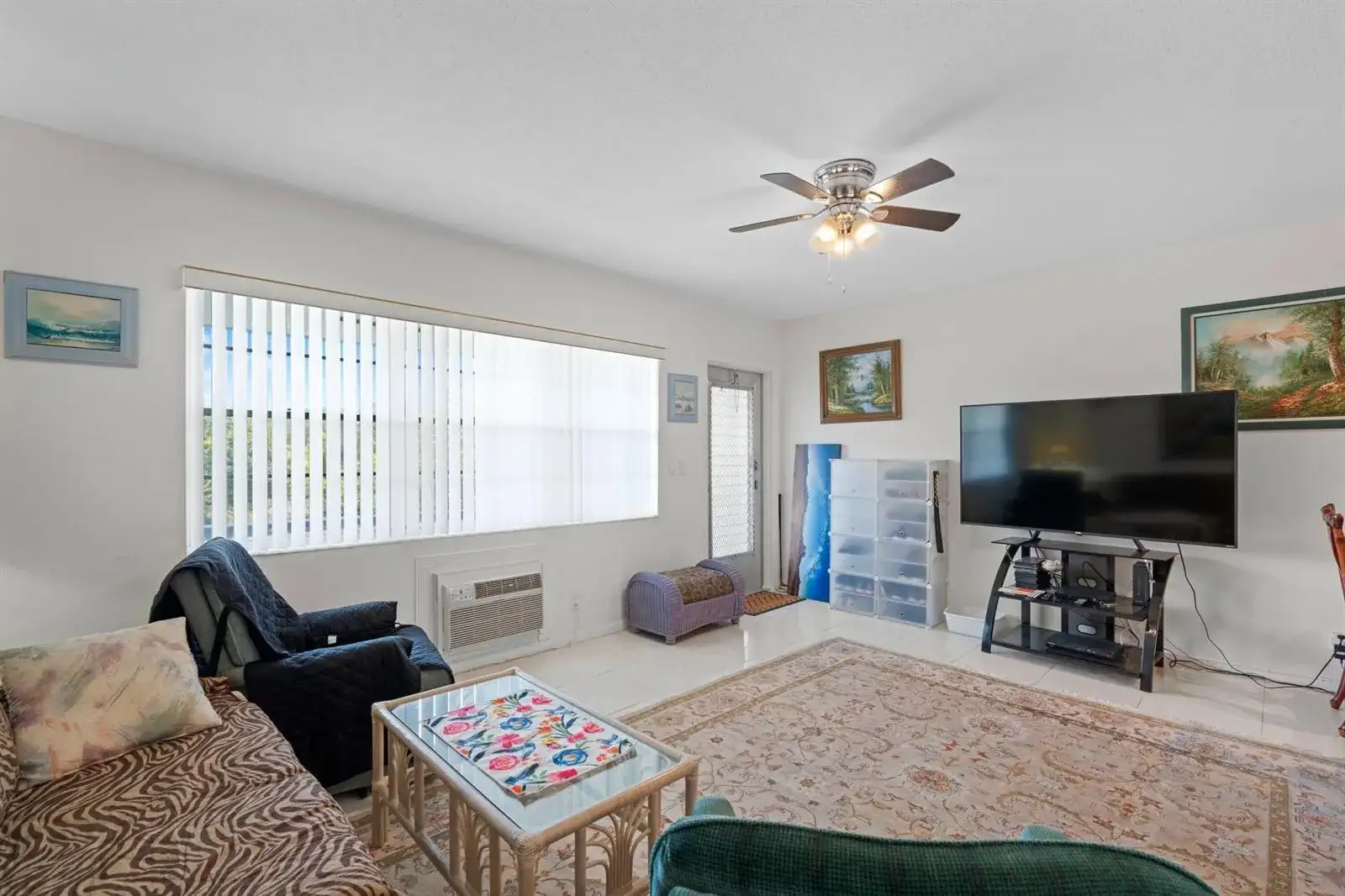 279 Coventry L, West Palm Beach FL 33417 photo 2