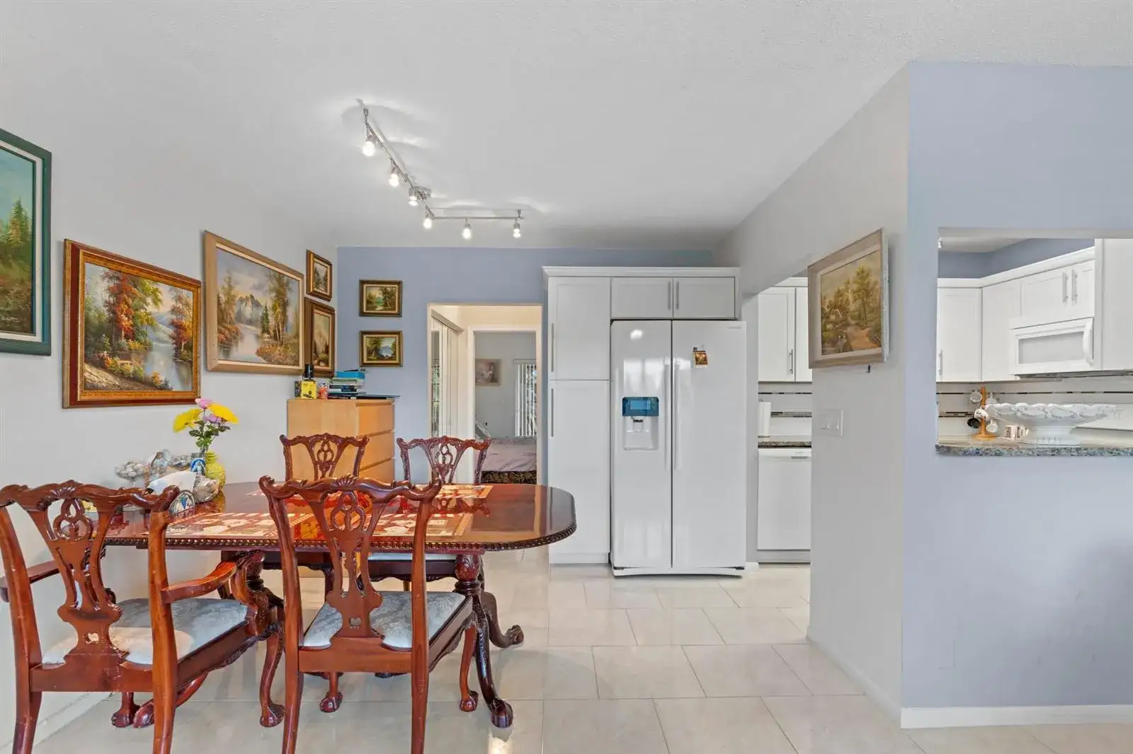279 Coventry L, West Palm Beach FL 33417 photo 4