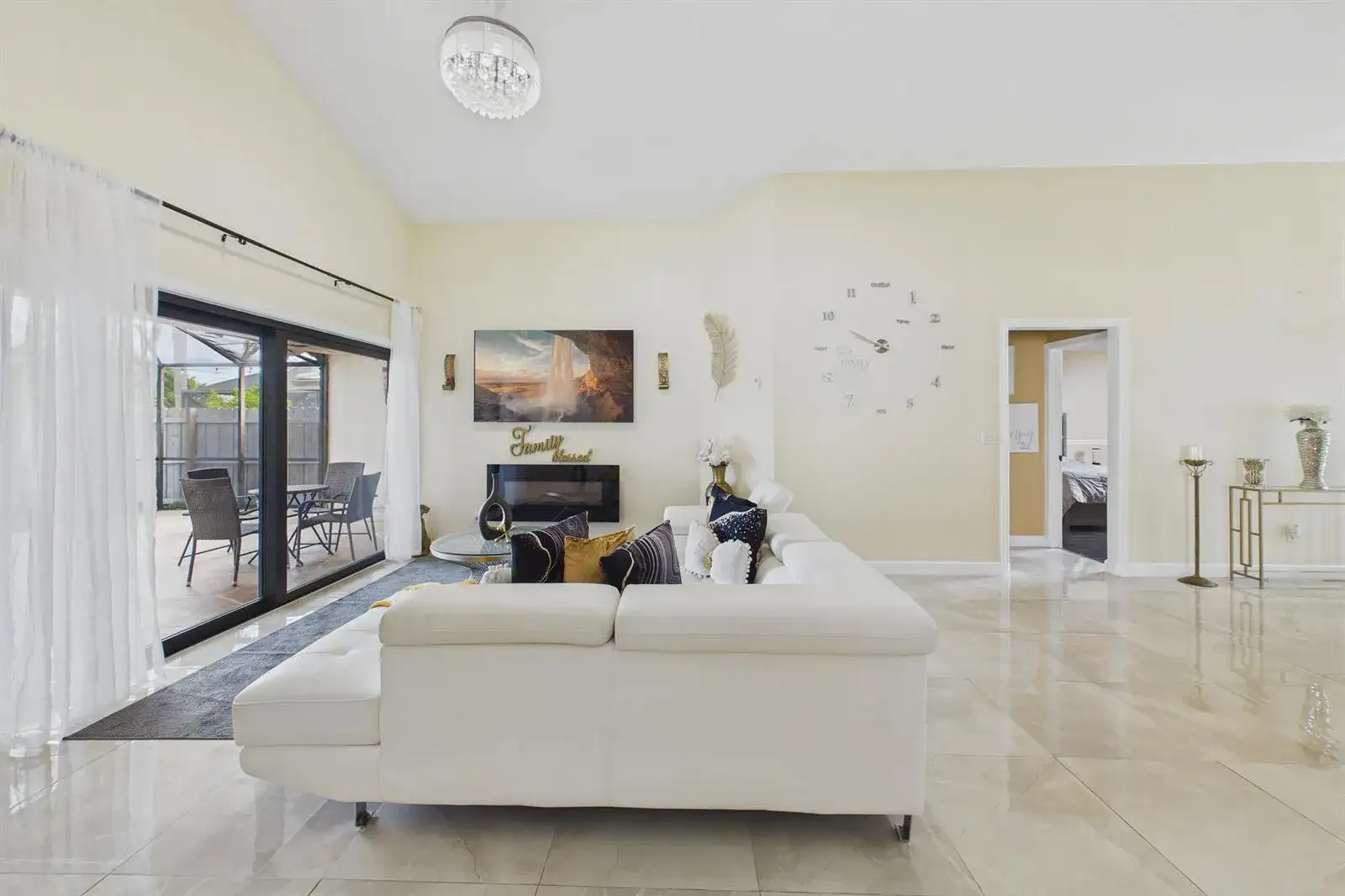 169 Executive Circle, Boynton Beach FL 33436 photo 3