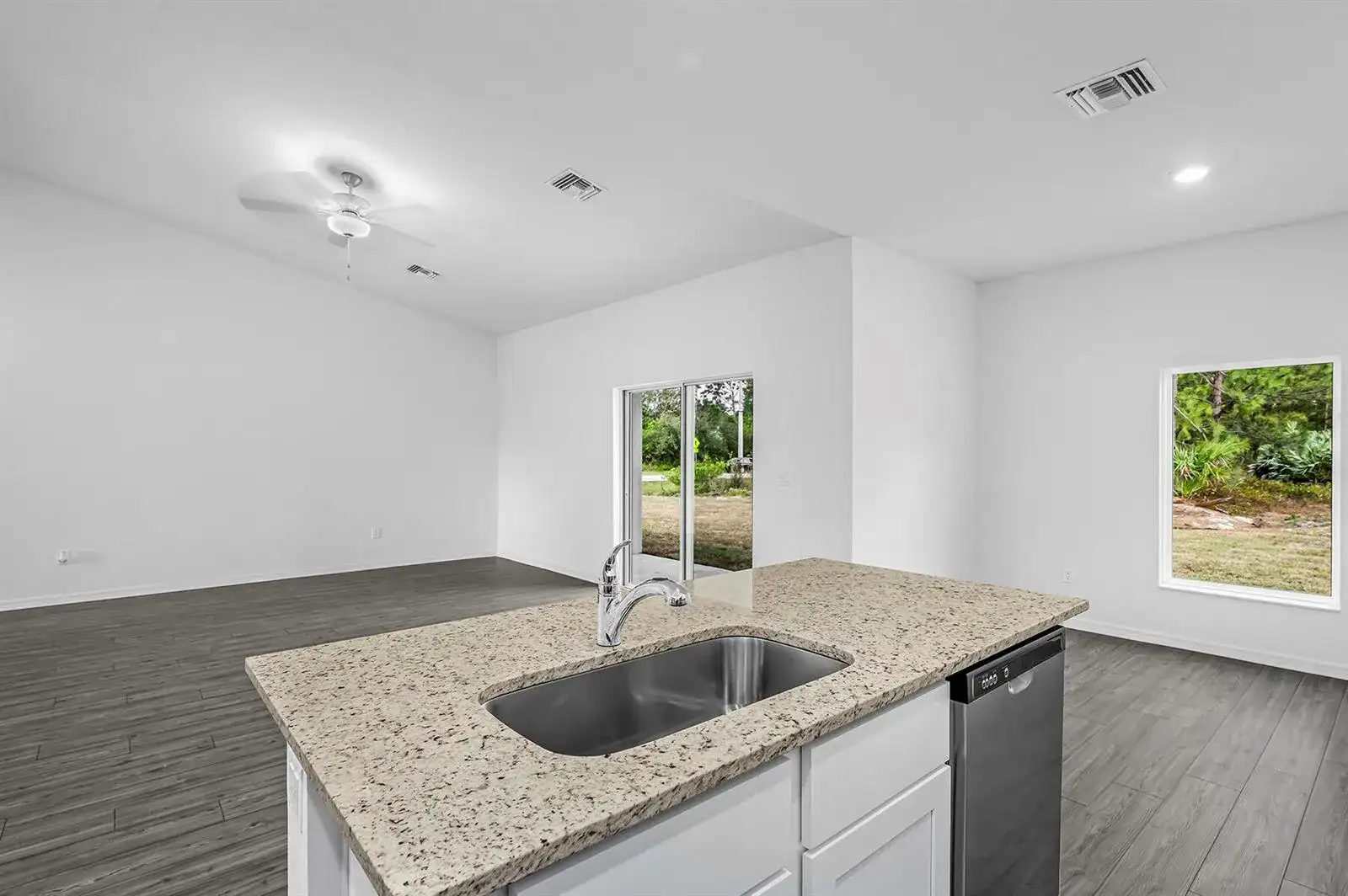 1923 SW Beauregard Street, Port St. Lucie FL 34953 photo 4