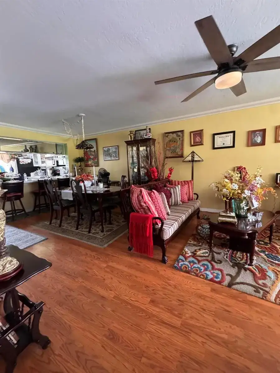 1406 Palm Beach Trace Drive, Royal Palm Beach FL 33411 photo 4