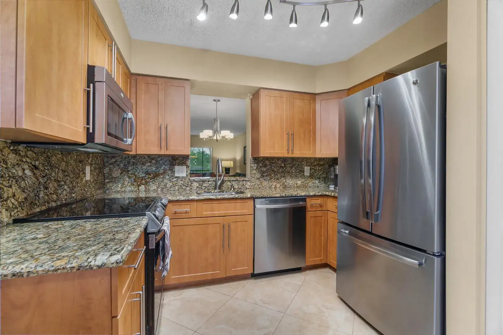 6515 Kensington Lane # 201, Delray Beach FL 33446 photo 4
