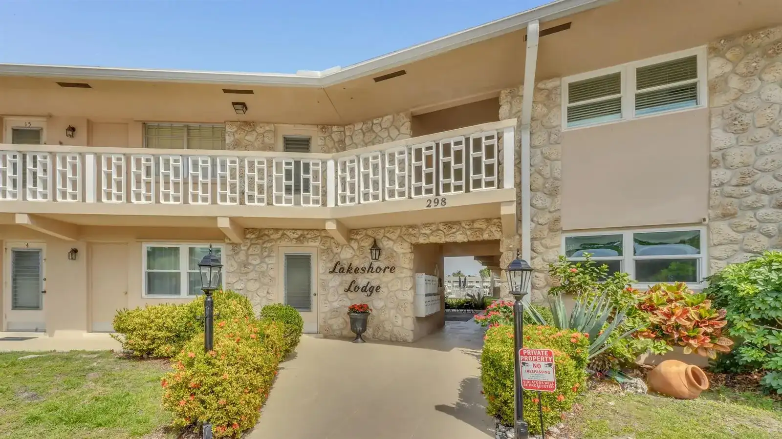 298 SE 6th Avenue # 2, Pompano Beach FL 33060 photo 2