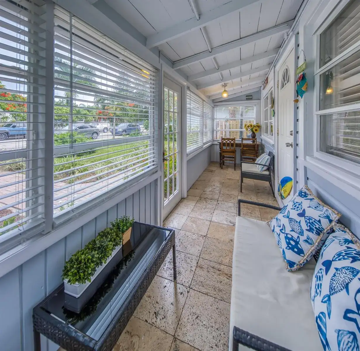 523 N K Street, FL 33460 photo 2