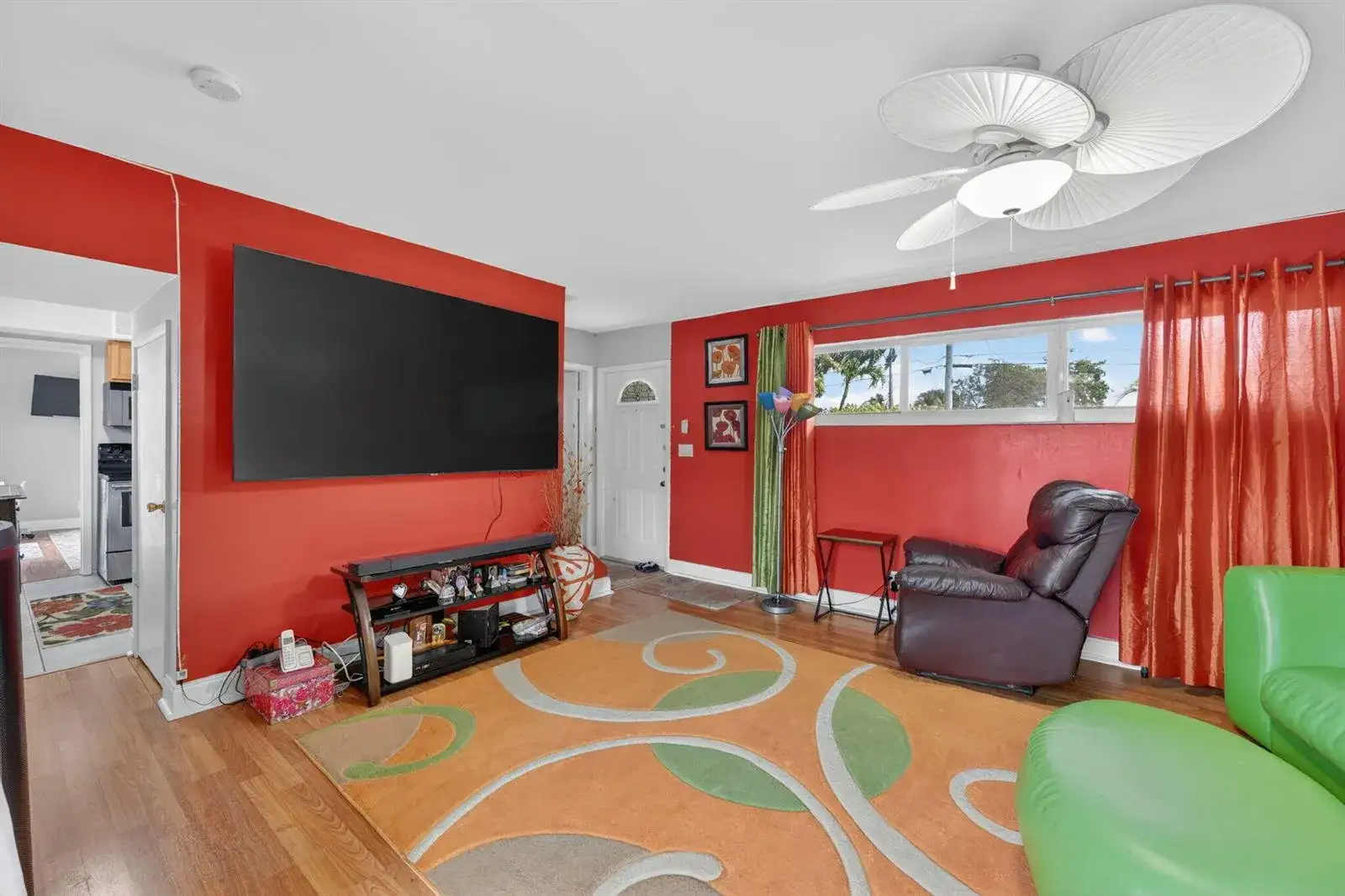 1380 NE 40th Drive, Oakland Park FL 33334 photo 4