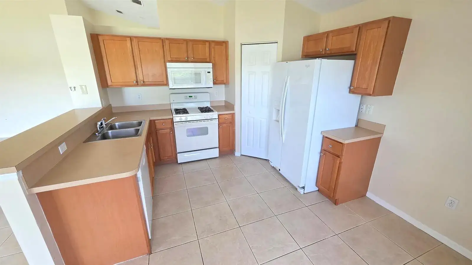 538 SW Indian Key Drive, Port St. Lucie FL 34986 photo 5
