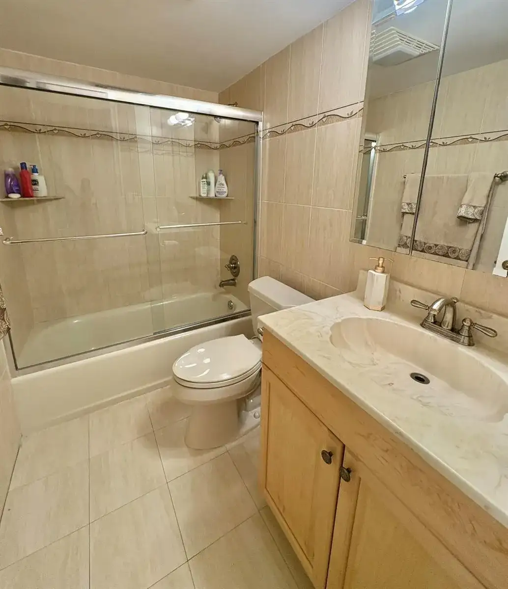 30 Plymouth C, West Palm Beach FL 33417 photo 4