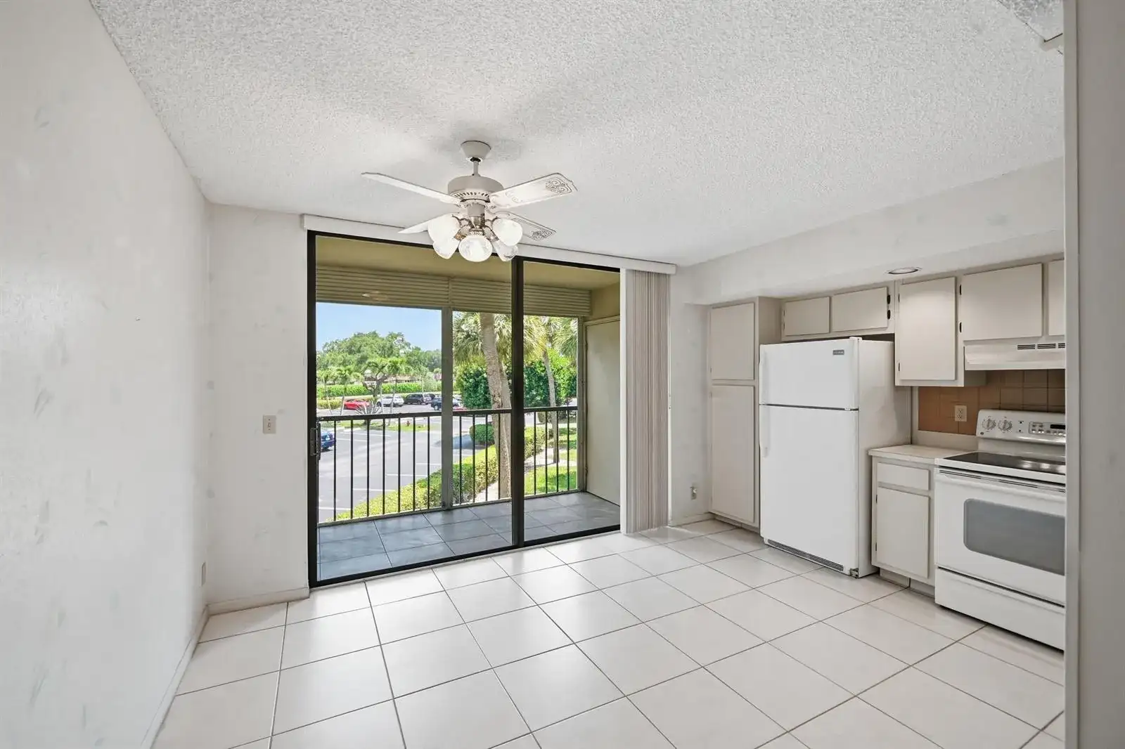 5370 Las Verdes Circle # 219, Delray Beach FL 33484 photo 5