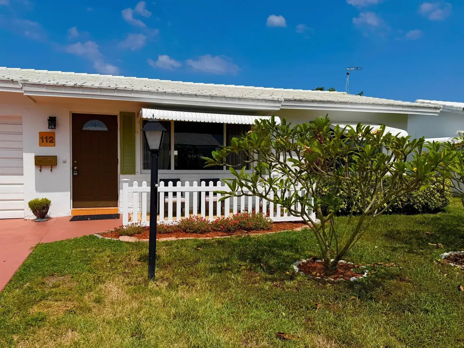 112 SW 9th Street, Boynton Beach FL 33426 photo 3