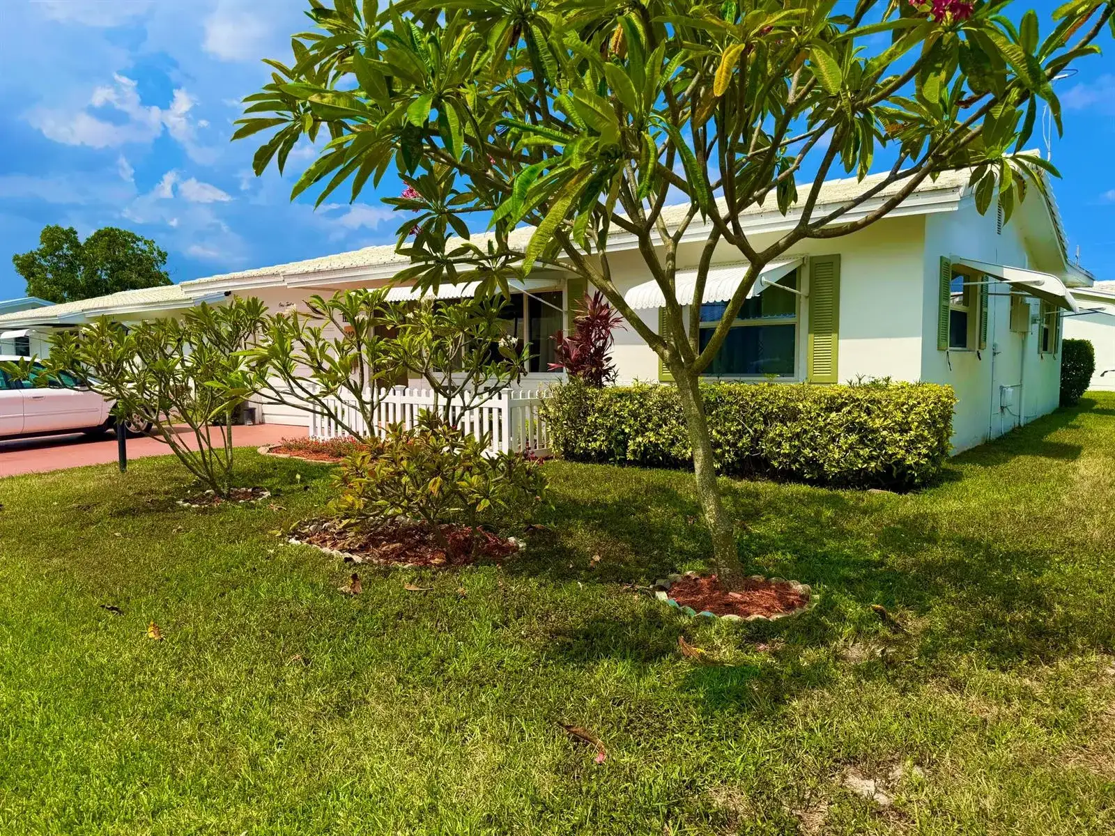 112 SW 9th Street, Boynton Beach FL 33426 photo 4