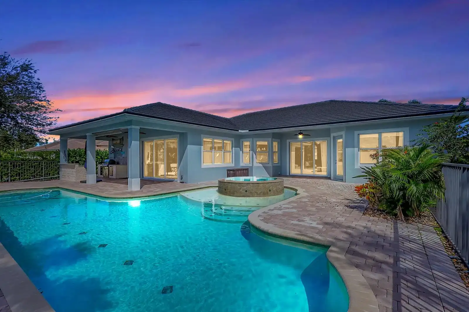 7186 SW Quiet River Court, Stuart FL 34997