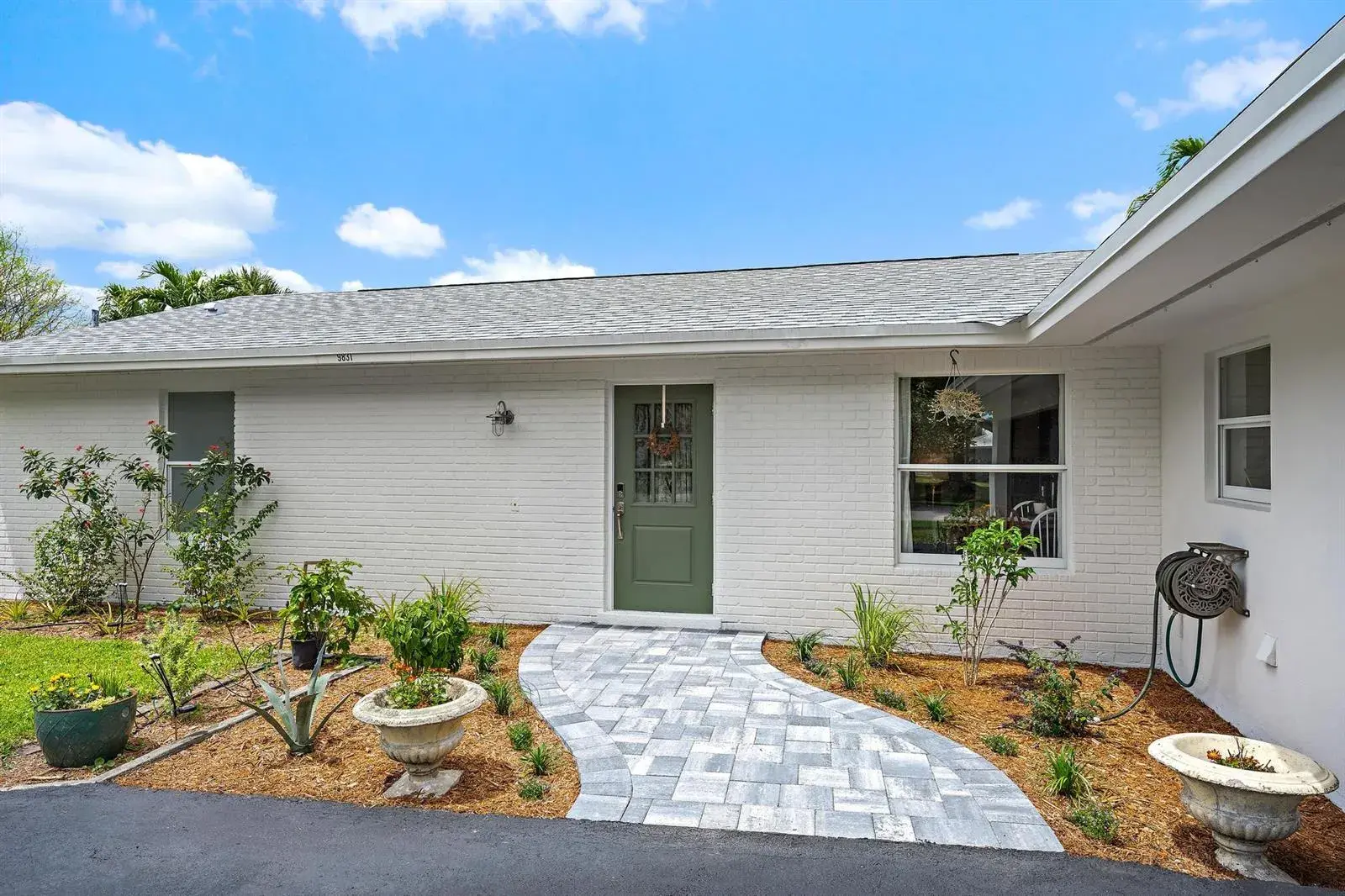 9831 Hyacinth Circle S, Palm Beach Gardens FL 33410