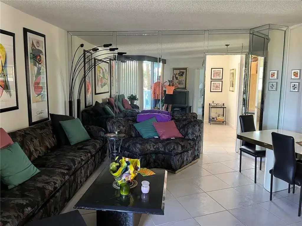 333 NE 21 Avenue # 304, Deerfield Beach FL 33441 photo 3