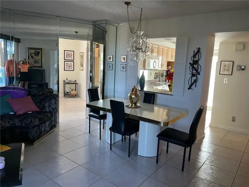 333 NE 21 Avenue # 304, Deerfield Beach FL 33441 photo 4