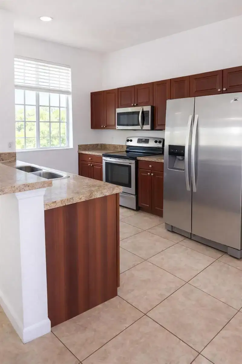 1219 Lucaya Drive, Riviera Beach FL 33404 photo 3