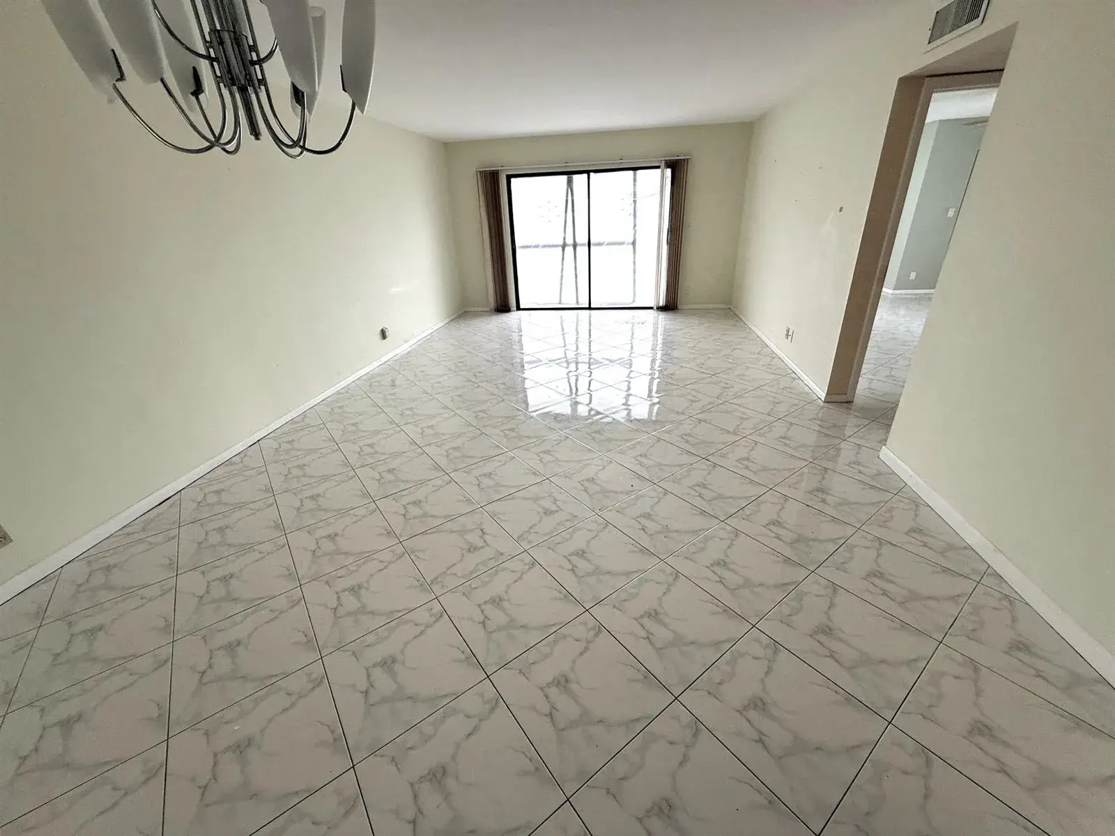 7076 Huntington Lane # 608, Delray Beach FL 33446