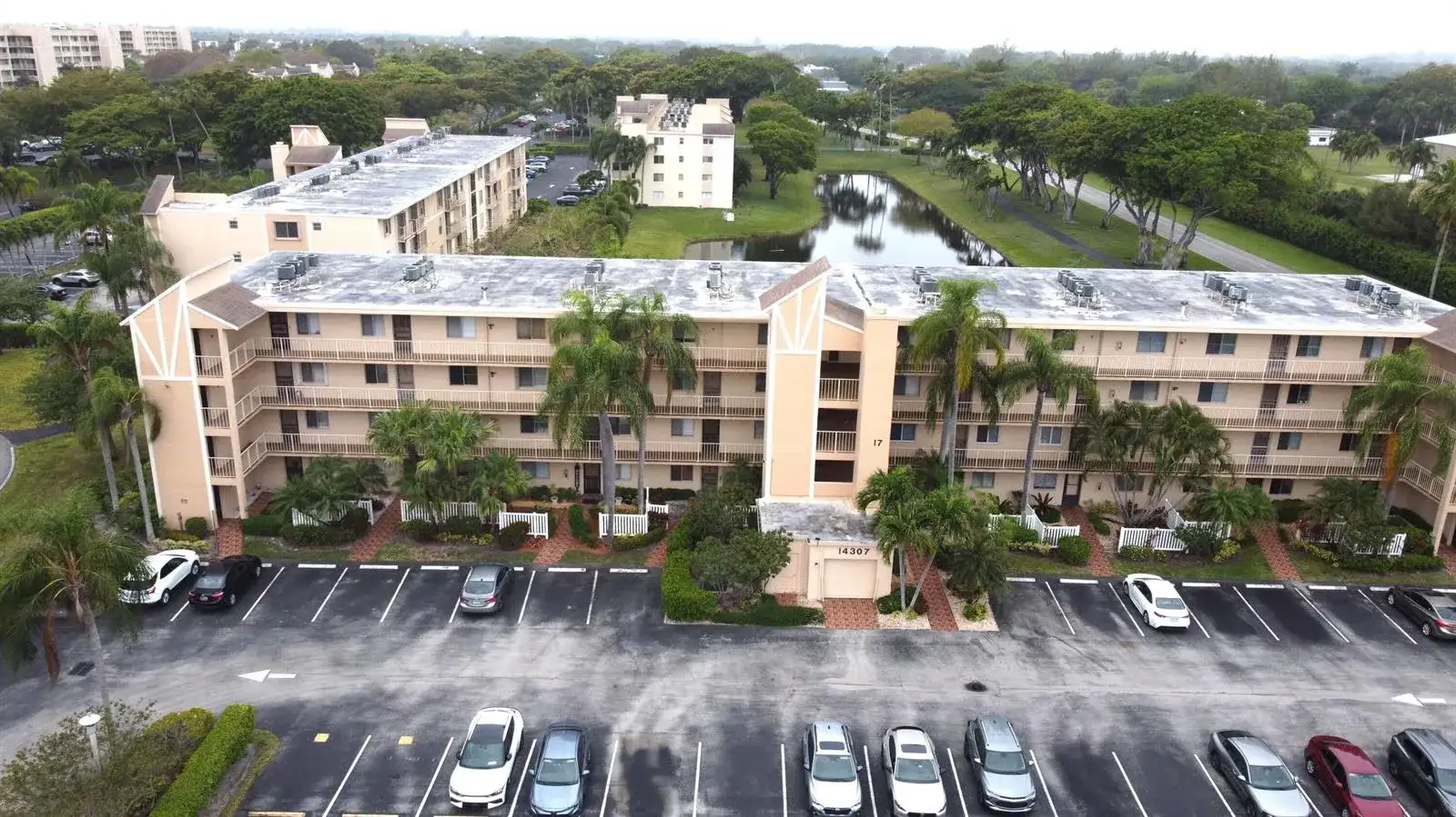 14307 Bedford Drive # 302, Delray Beach FL 33446 photo 2