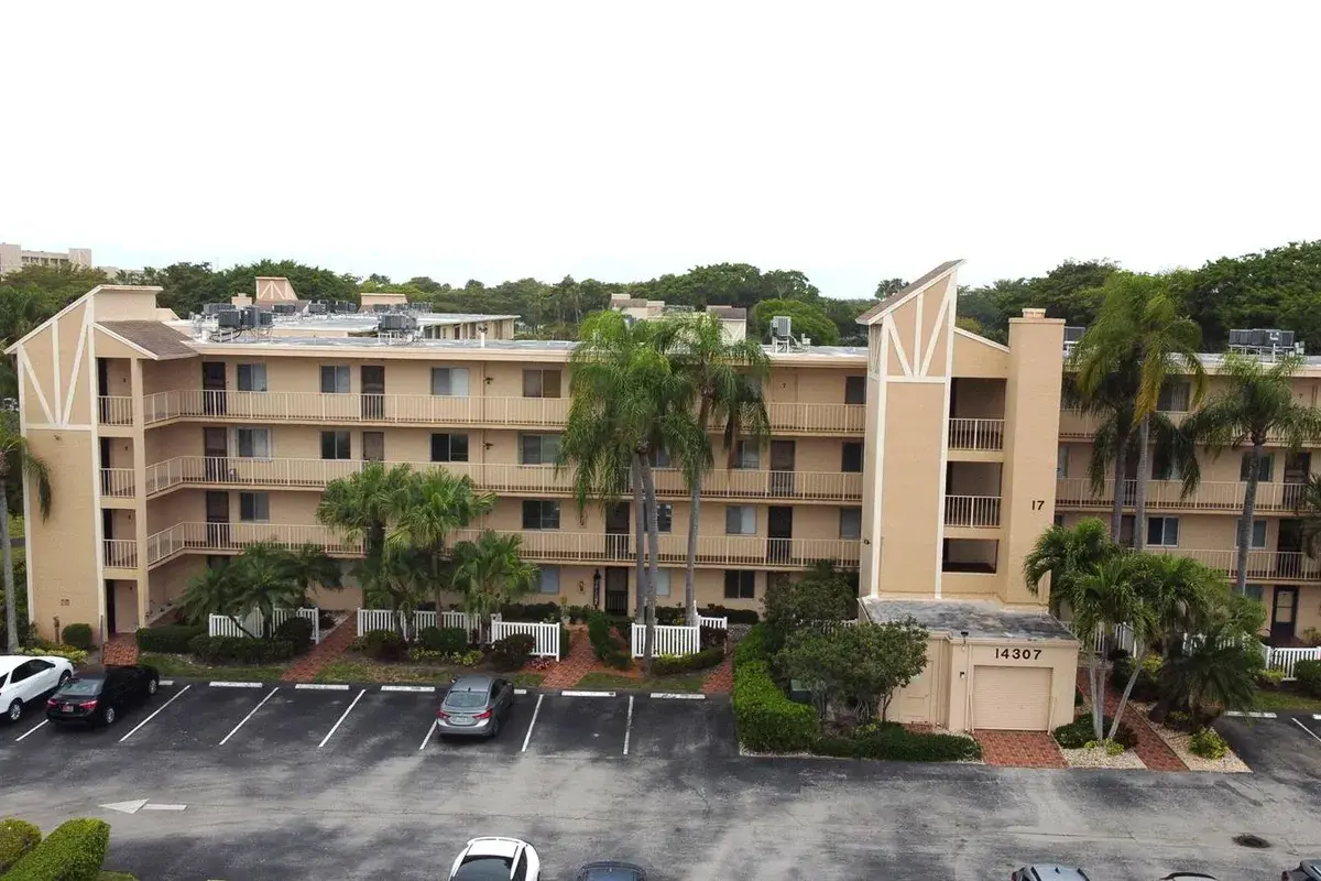 14307 Bedford Drive # 302, Delray Beach FL 33446
