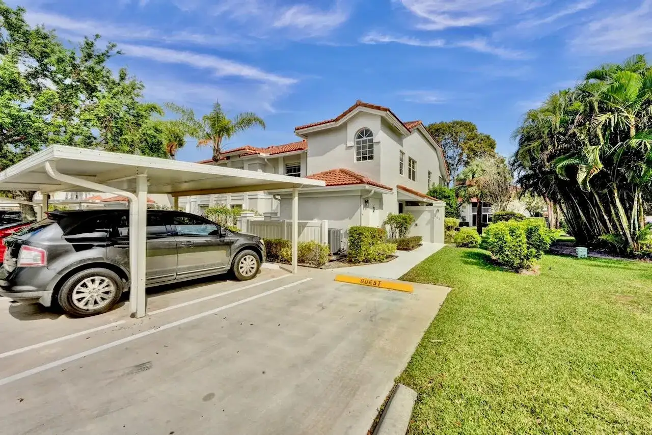 7669 Springwater Place # 202, Boynton Beach FL 33437 photo 4