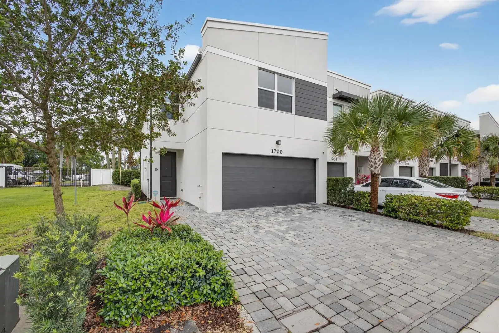 1700 Lindley Street, Mangonia Park FL 33407 photo 2