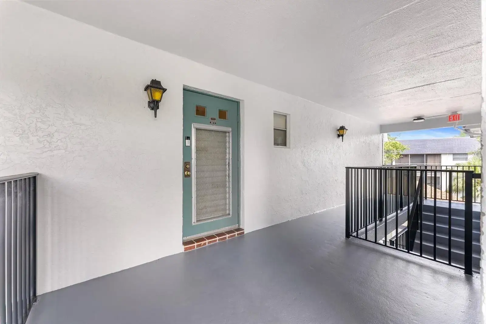 8000 Lagos De Campo Boulevard # 307, Tamarac FL 33321