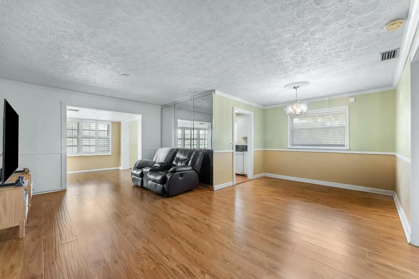 8000 Lagos De Campo Boulevard # 307, Tamarac FL 33321 photo 4