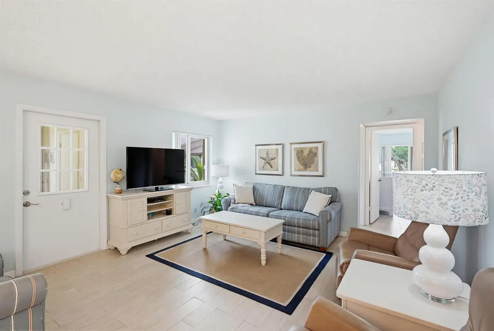 119 Lake Pine Circle # 2, FL 33463 photo 4