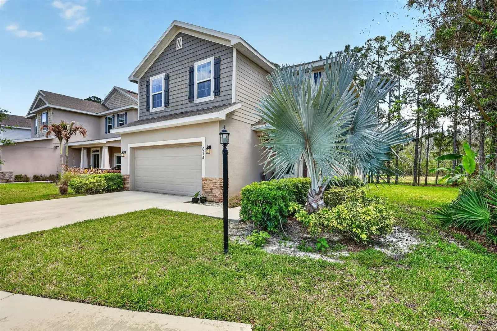 674 NE Turtleback Trail, Port St. Lucie FL 34983 photo 2