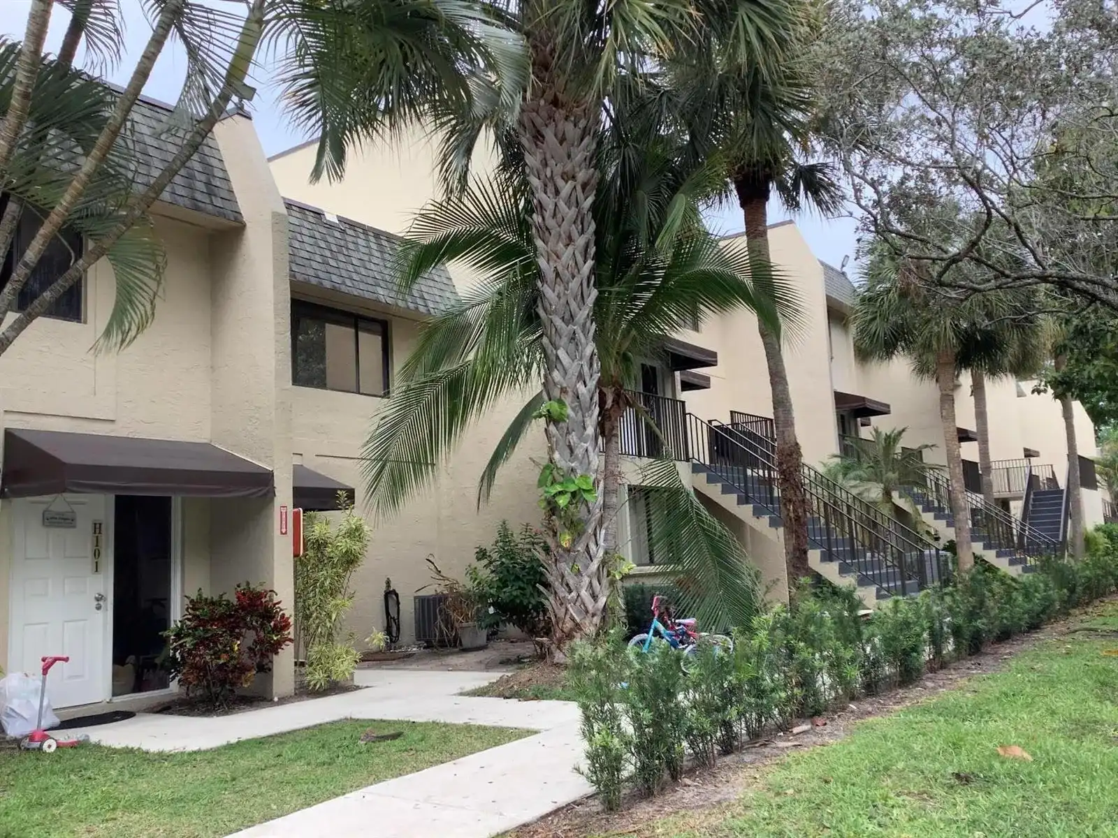 65 Deer Creek Road # H203, Deerfield Beach FL 33442
