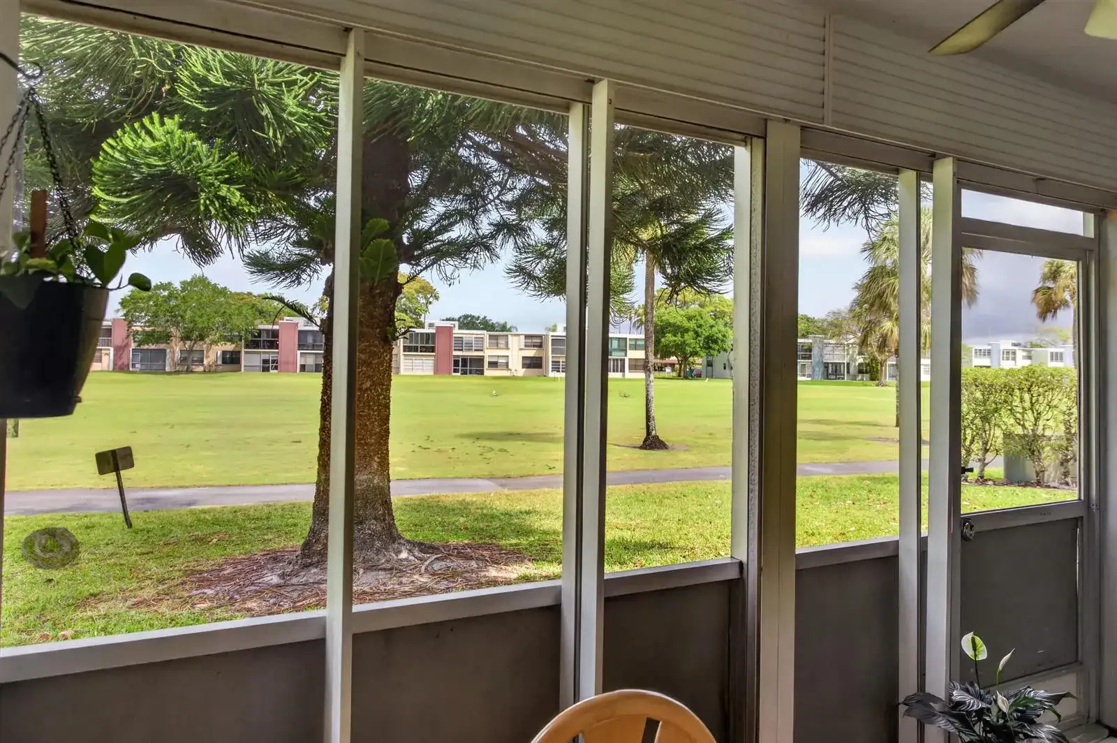 7321 NW 18th Street # 107, Margate FL 33063 photo 4
