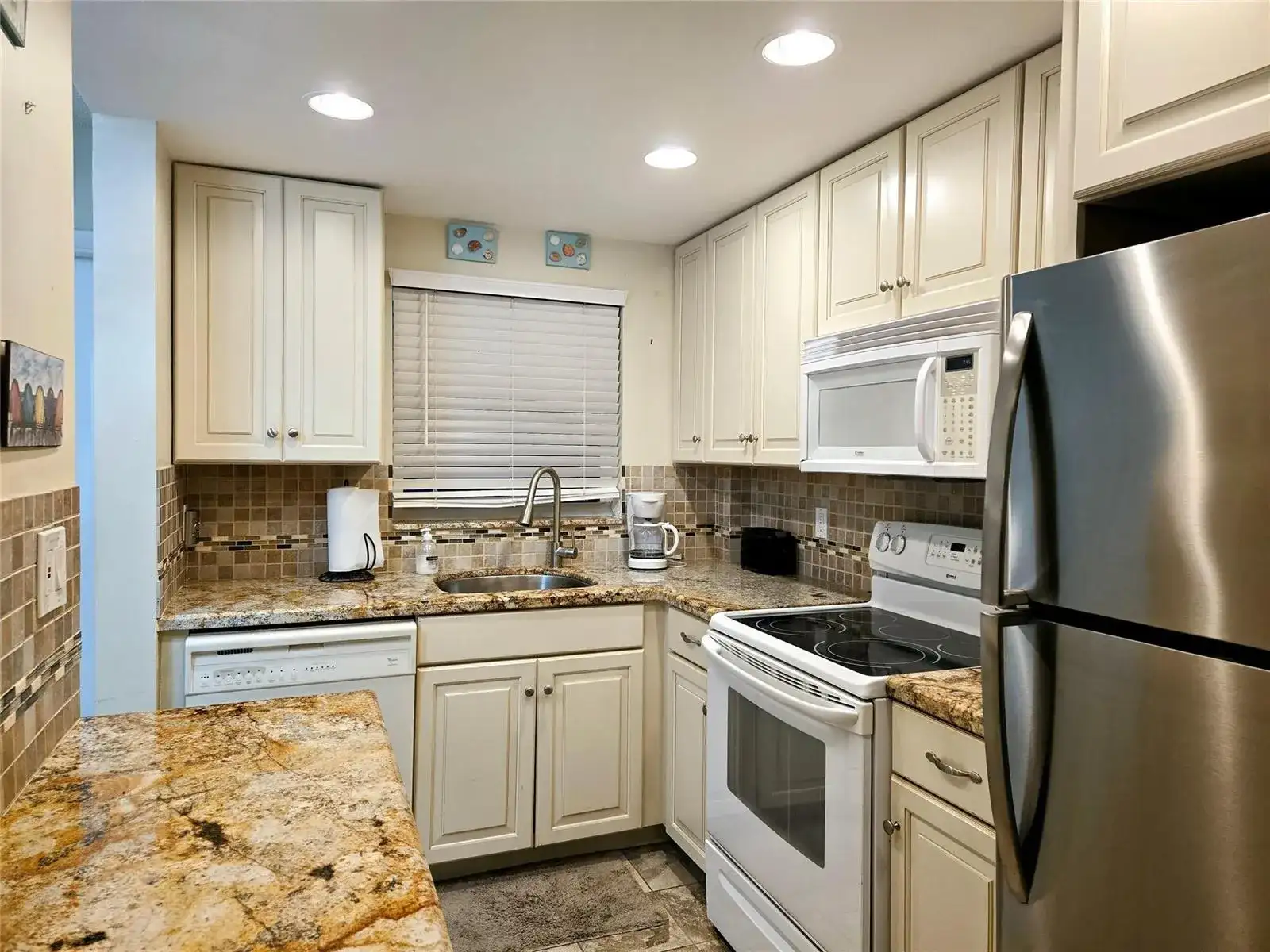 1161 Hillsboro Mile # 506, Hillsboro Beach FL 33062 photo 4