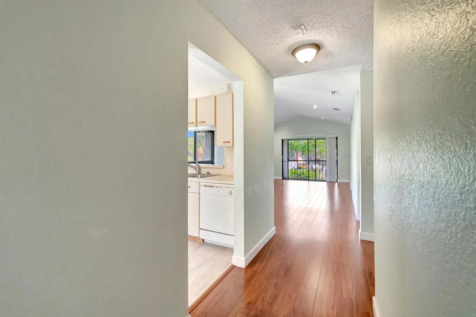 351 Club Circle # 207, Boca Raton FL 33487 photo 3