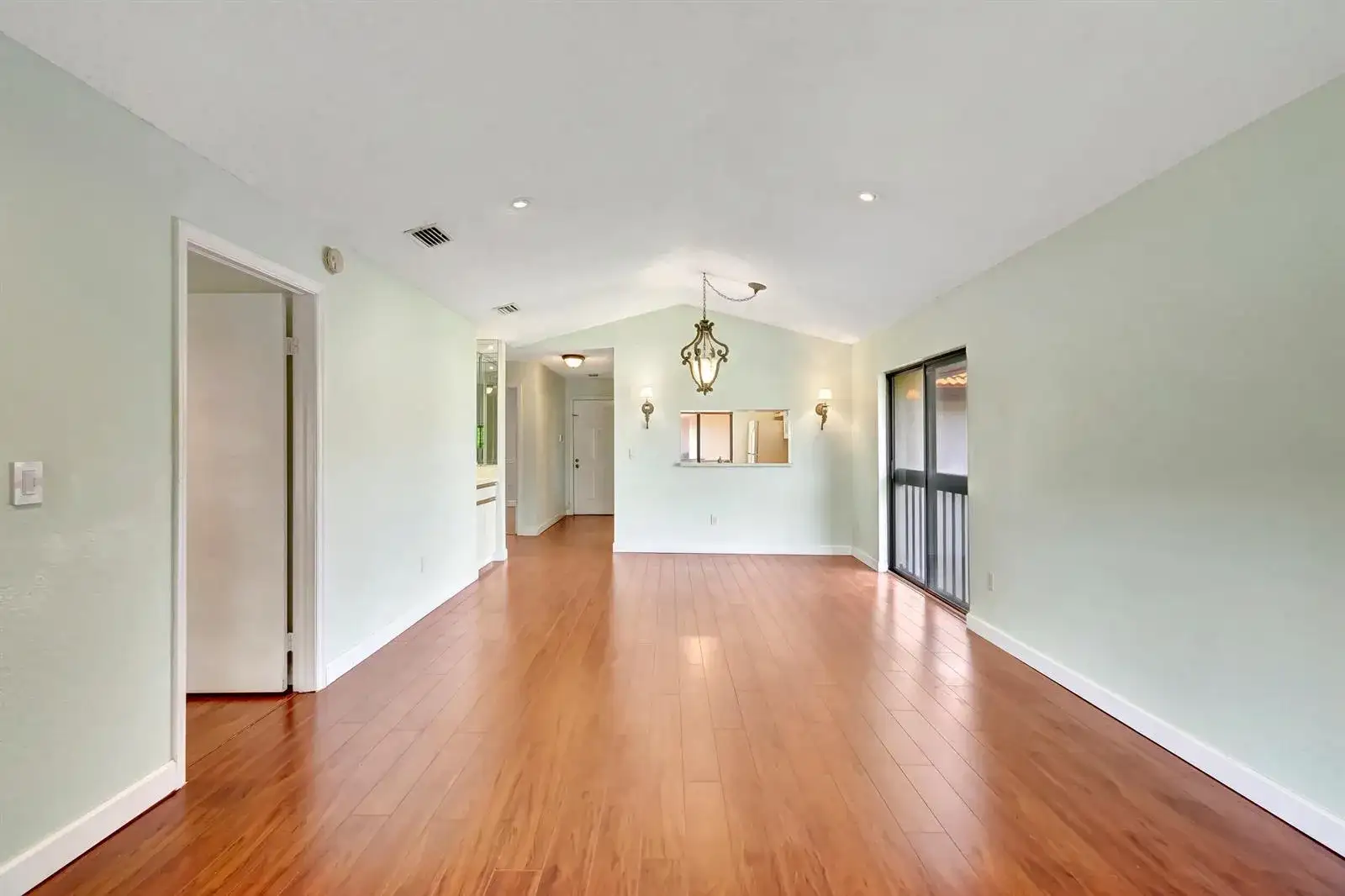 351 Club Circle # 207, Boca Raton FL 33487 photo 5