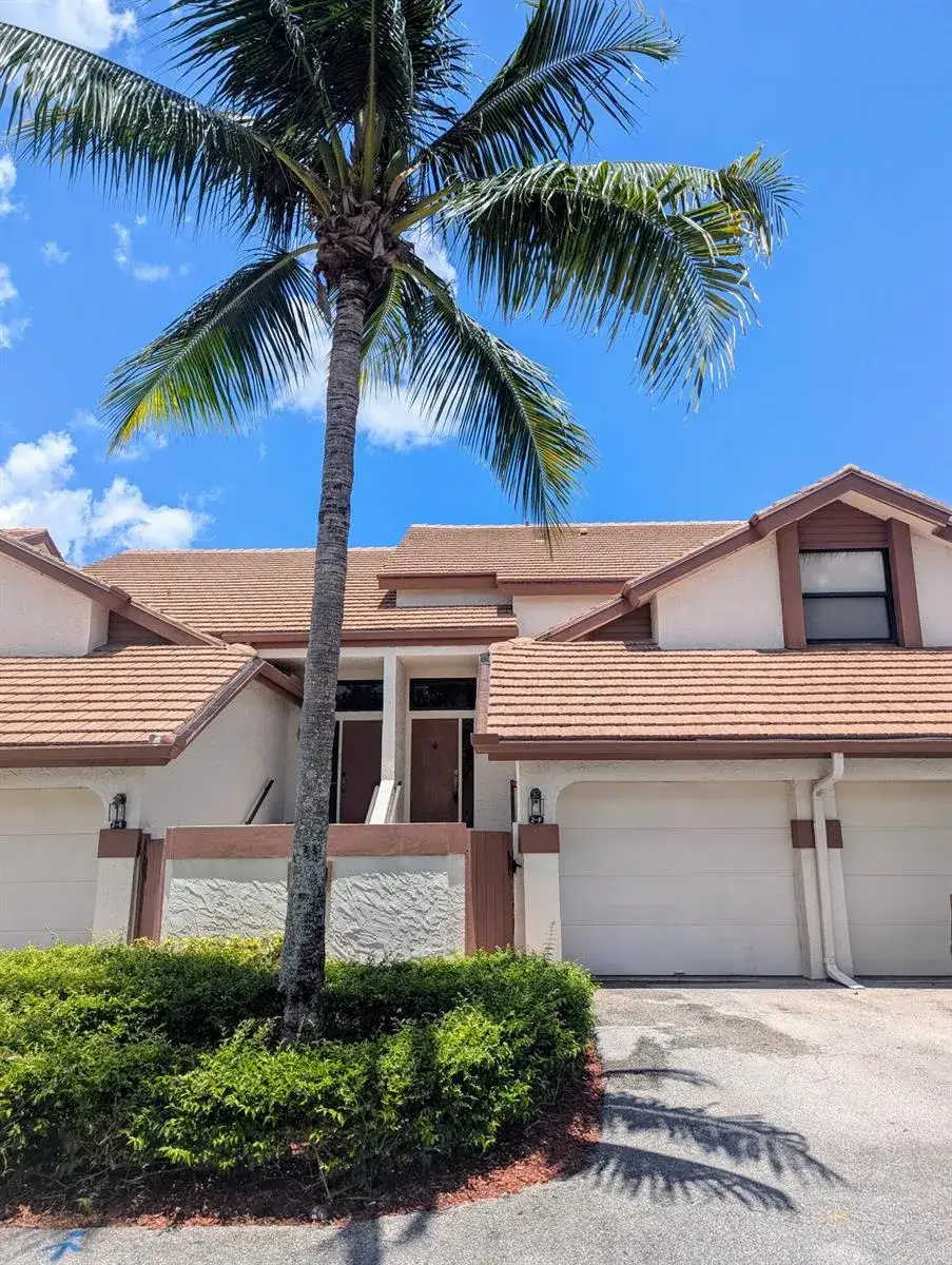 12676 Shoreline Drive # 2f, Wellington FL 33414
