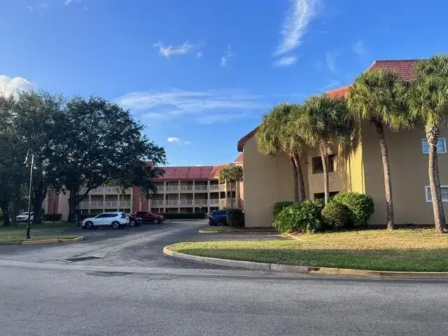 6337 Parc Corniche Dr Drive # 2111, Orlando FL 32821 photo 5