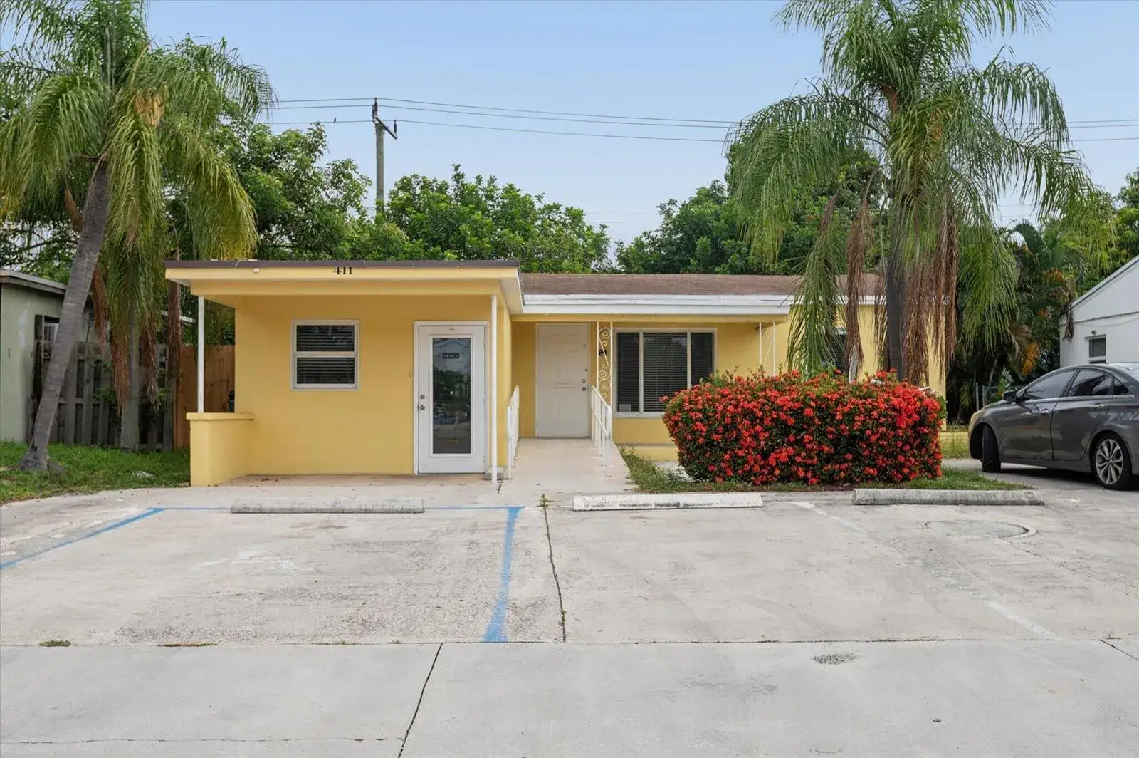 411 E Commercial Boulevard, Oakland Park FL 33334