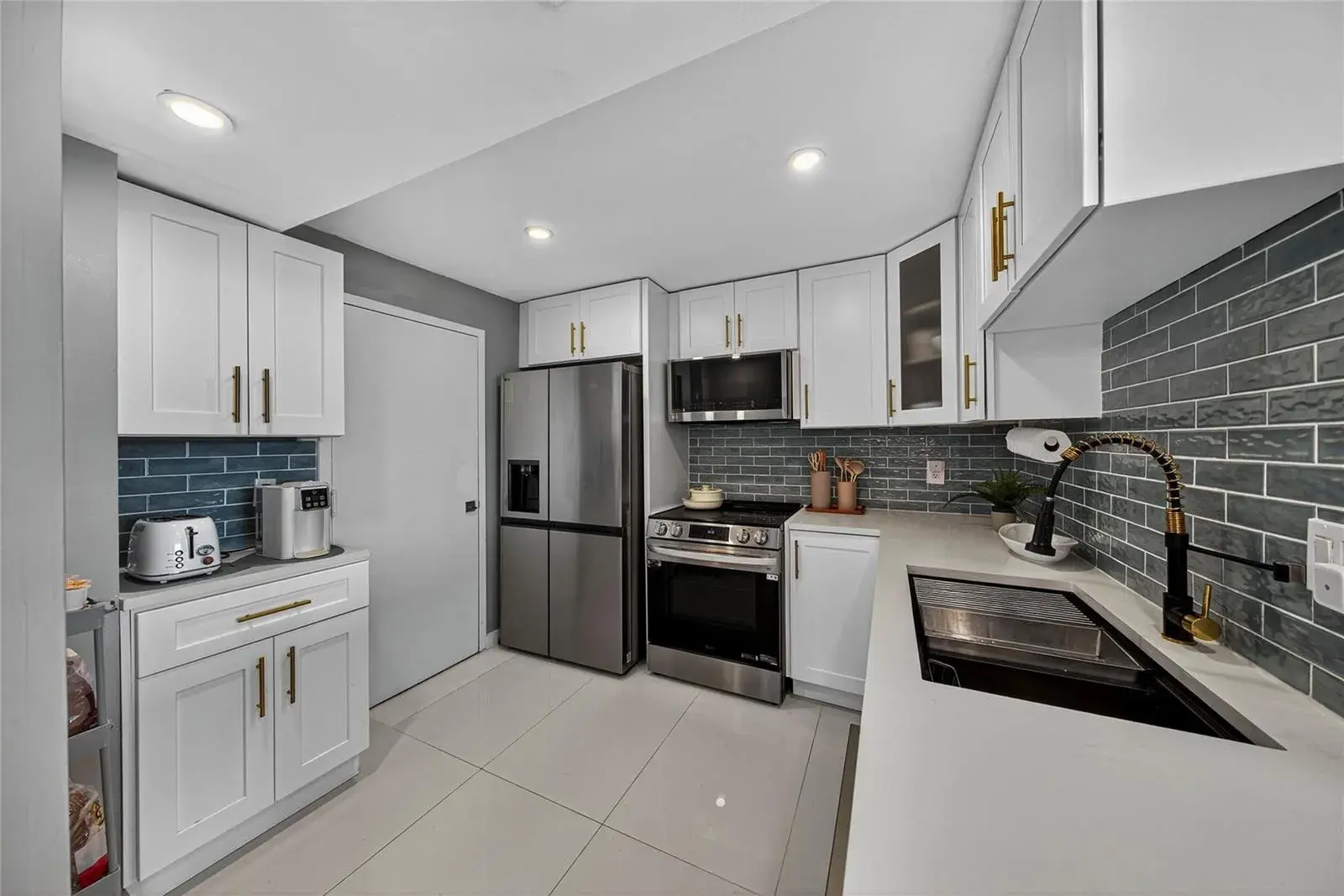 1160 N Federal Highway # 1022, Fort Lauderdale FL 33304