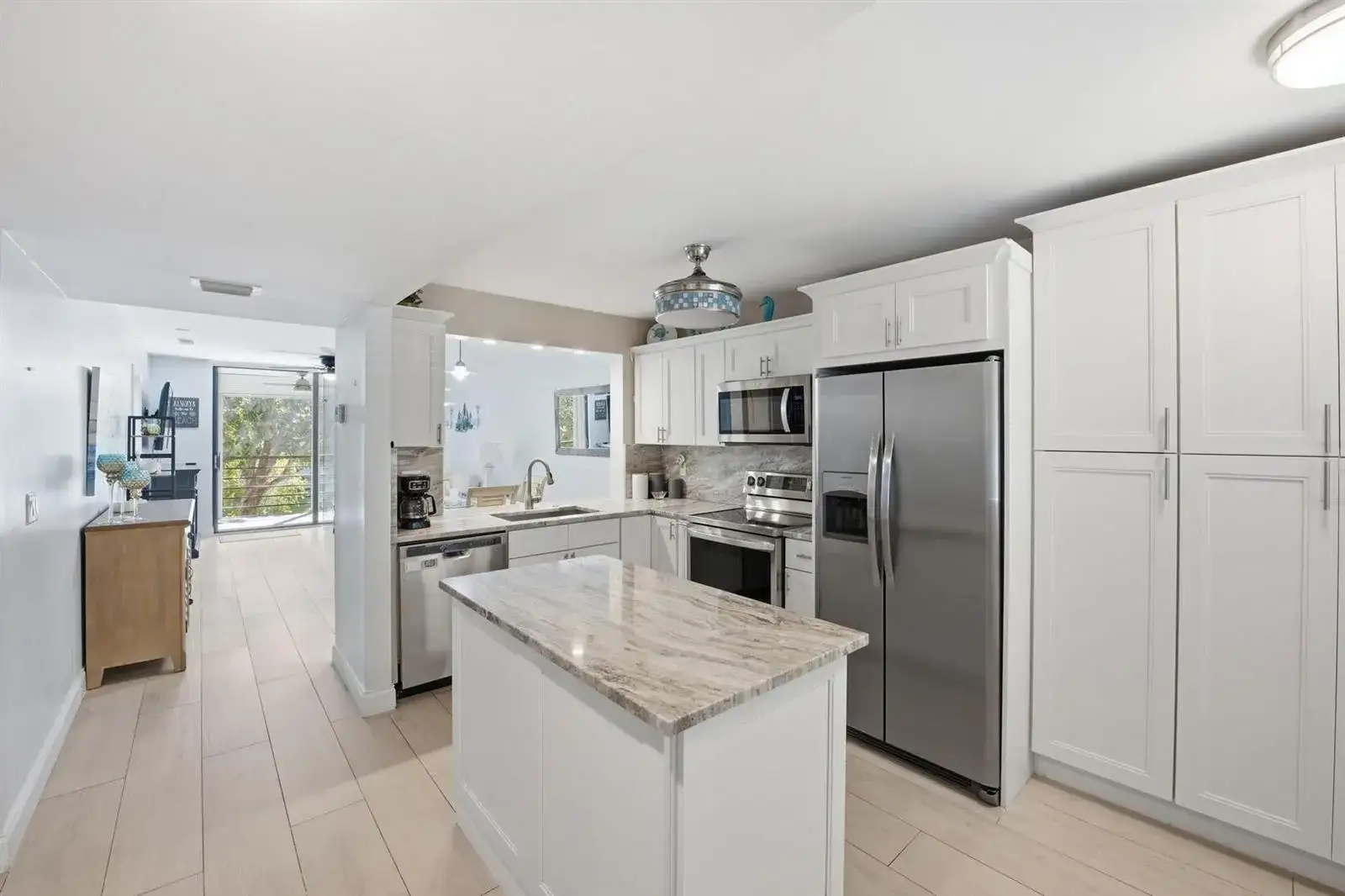3138 Via Poinciana # 306, Lake Worth FL 33467 photo 3