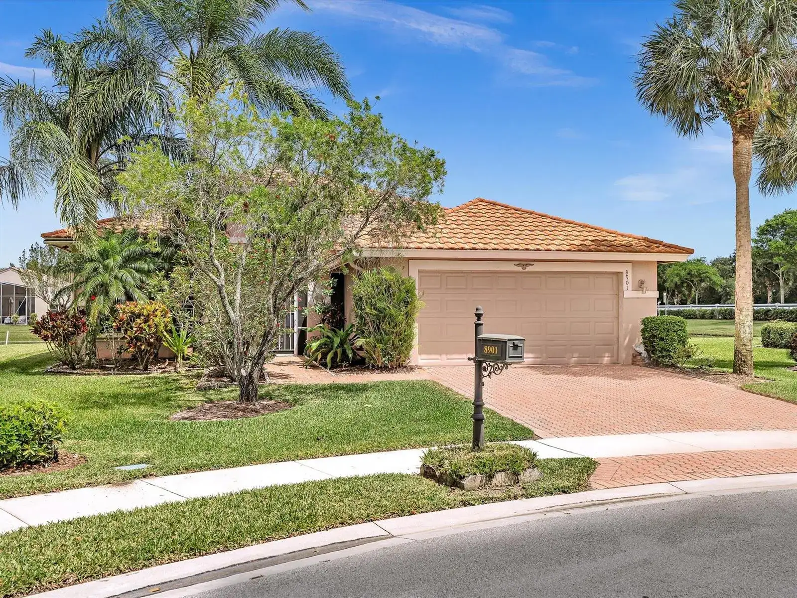 8901 Agliana Circle, Boynton Beach FL 33472 photo 3