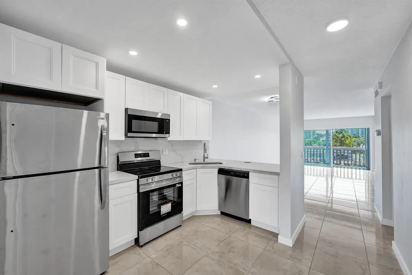 455 Paradise Isle Boulevard # 305, Hallandale Beach FL 33009