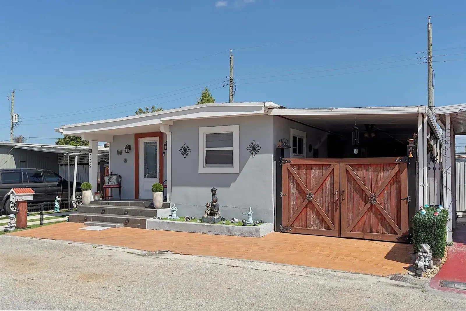 3205 W 16th Avenue, Hialeah FL 33012 photo 3