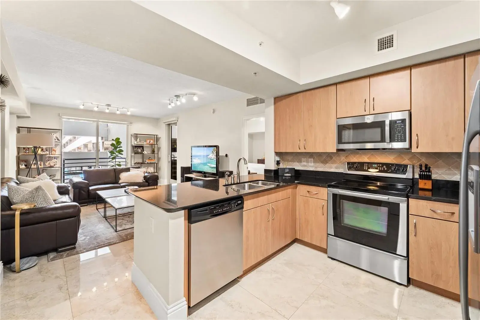 1830 Radius Drive # 303, Hollywood FL 33020