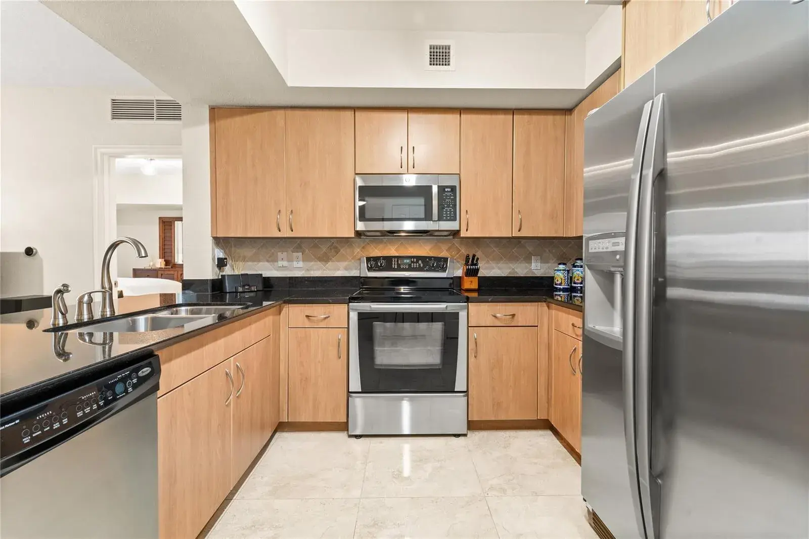 1830 Radius Drive # 303, Hollywood FL 33020